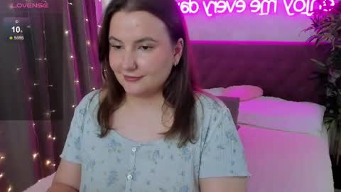 Kate online show from June 21, 9:16 am