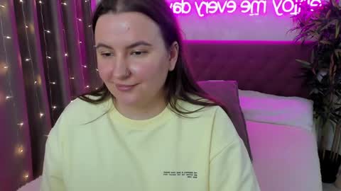 Kate online show from May 2, 6:52 am