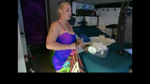 katycouple69 online show from March 7, 2:44 am