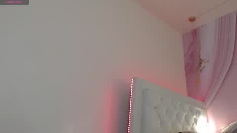 katy  online show from September 19, 8:12 pm