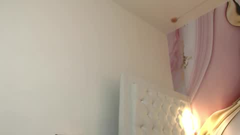 katy  online show from September 25, 7:21 pm