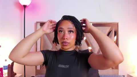 katyortiz online show from June 23, 11:50 am