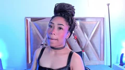 katyortiz online show from December 2, 11:41 am