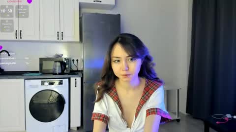 kawai_mai online show from May 1, 2:11 pm