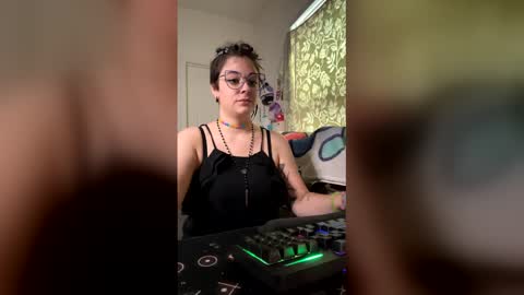 kawaiicvnt420 online show from May 23, 3:41 pm