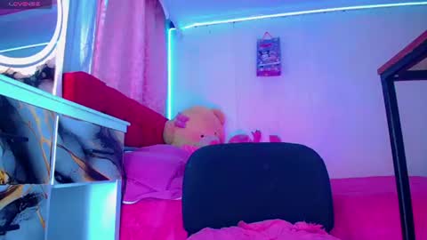 kayla_sexx online show from July 25, 2:20 am