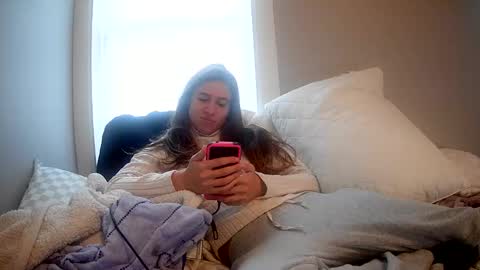 kaylaelizabeth97 online show from February 21, 9:40 pm