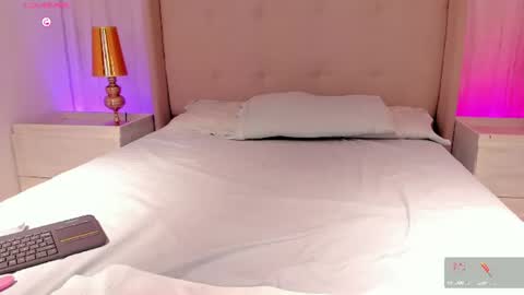 Kayla online show from July 17, 5:37 pm