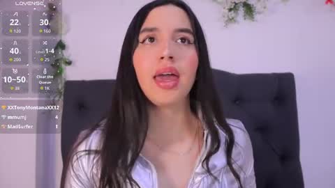 kaylee_lee online show from July 6, 4:20 am