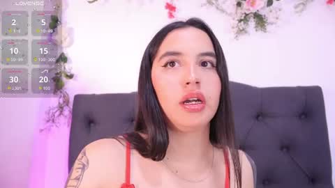 kaylee_lee online show from July 22, 4:14 am