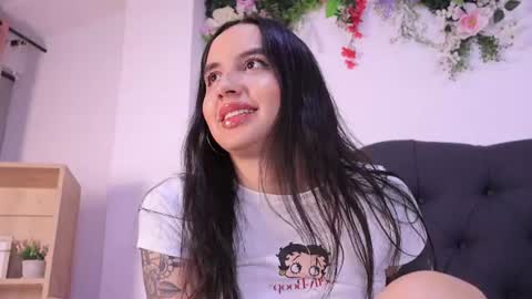kaylee_lee online show from July 16, 4:16 am