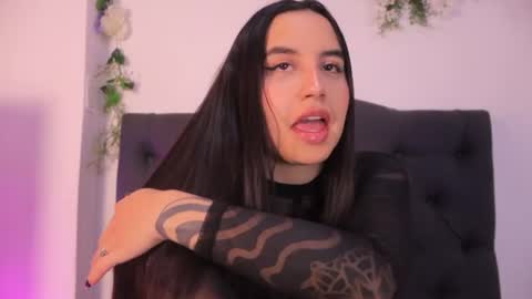 kaylee_lee online show from July 2, 3:55 am