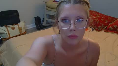 kaylee kakes online show from June 20, 11:33 pm