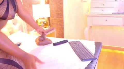  KAYLIE  online show from June 14, 2:24 am