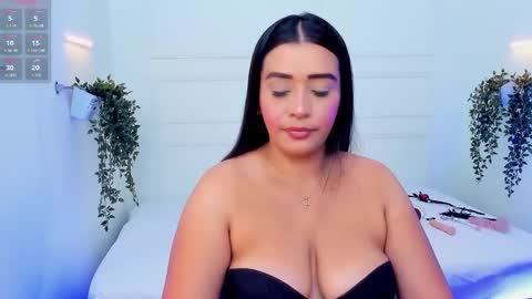 KAY  online show from February 6, 8:23 pm