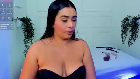 KAY  online show from February 10, 1:57 am