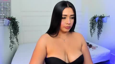 KAY  online show from February 1, 11:06 pm