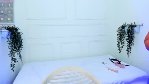 KAY  online show from February 4, 3:11 am