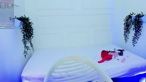 KAY  online show from February 9, 1:11 am