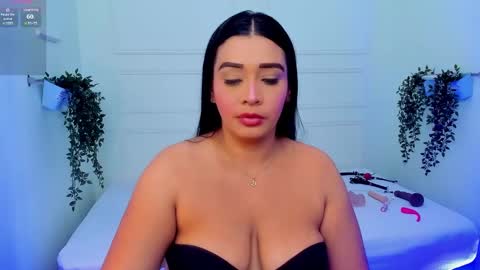 KAY  online show from February 9, 7:52 pm