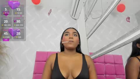 Snapshot of kayna_gomez chatting on February 23, 7:28 pm Kayna online show from February 23, 7:28 pm