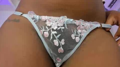 Kayna online show from November 11, 7:49 pm