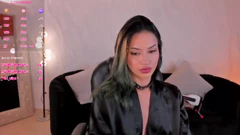 Kay online show from June 25, 5:12 am