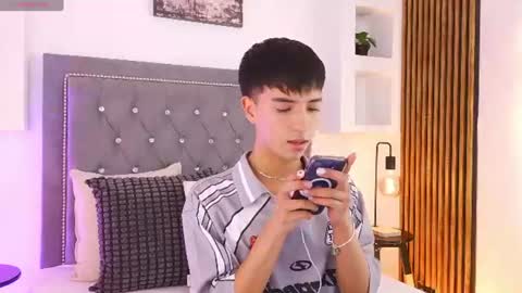 nico online show from July 21, 1:02 pm