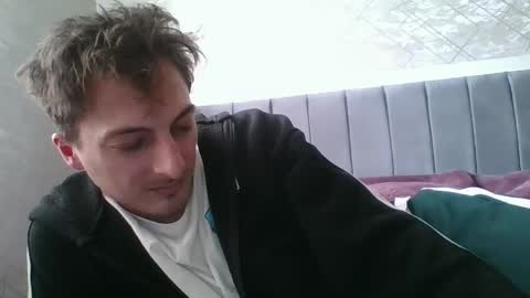 keetherwulf online show from April 28, 1:37 pm