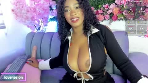 naty online show from November 12, 3:36 pm