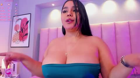 Keily Ross online show from March 6, 8:48 pm