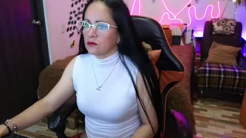 keka_teiku online show from April 26, 3:26 am