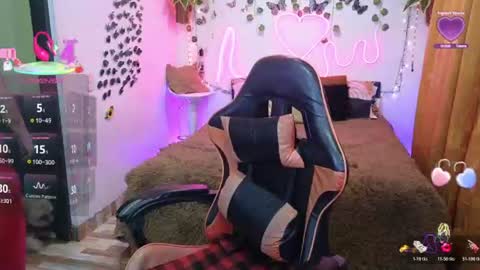 keka_teiku online show from August 2, 3:52 am