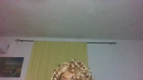 Kellie online show from June 17, 7:57 am