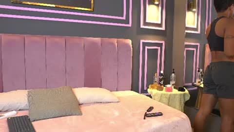 kelly__thomson online show from June 18, 12:54 pm