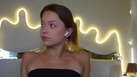 Kelly online show from March 17, 5:45 am