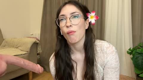 Kelly online show from December 14, 8:04 pm