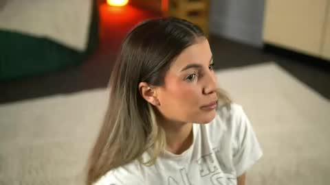 Denise online show from June 9, 2:33 am