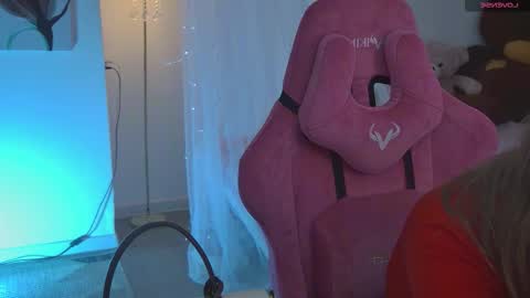 kelly online show from March 15, 9:35 am