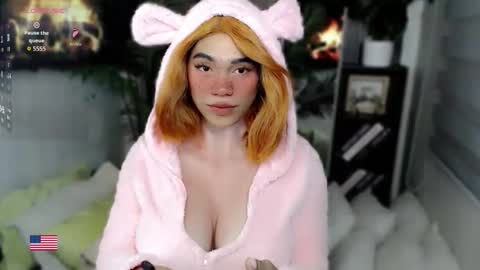 Kelly Smith online show from February 18, 8:58 am