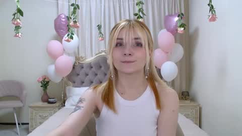 Kelly Stoneys online show from February 25, 6:33 pm