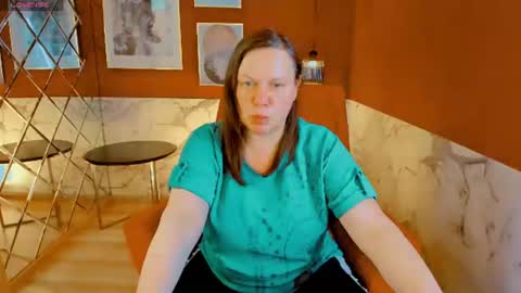 Kelly online show from June 17, 5:34 am