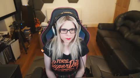 kelseycobalt online show from February 24, 10:14 pm