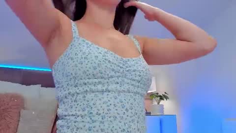 kelsi_di online show from June 30, 5:18 am