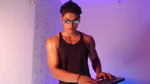 ken__owensx online show from March 14, 8:46 pm