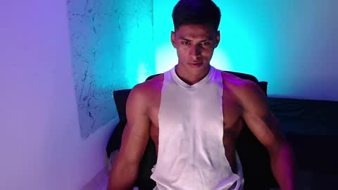 ken__owensx online show from May 1, 5:51 pm