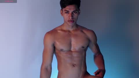 ken__owensx online show from August 3, 6:47 pm
