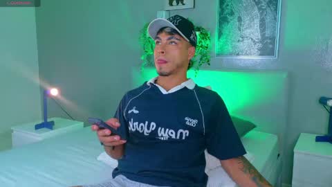  online show from April 30, 8:52 am