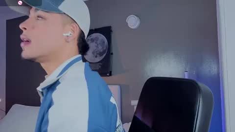   online show from October 13, 11:34 am