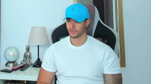 ken_mailik online show from April 29, 7:19 pm